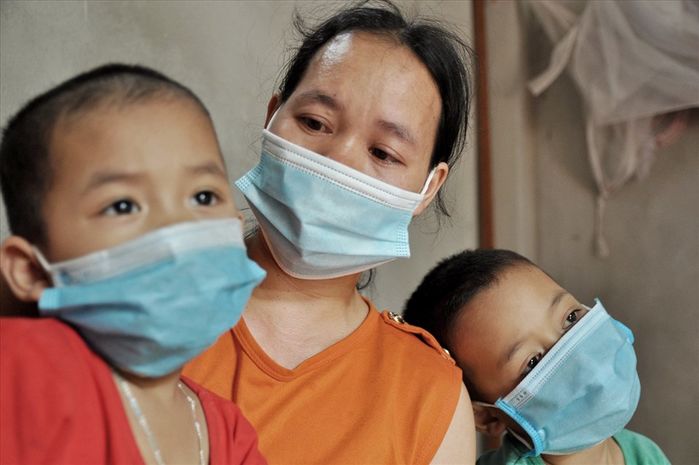 Người phụ nữ 20 năm mặc cảm: Chồng bệnh, con nửa năm chưa được ăn thịt