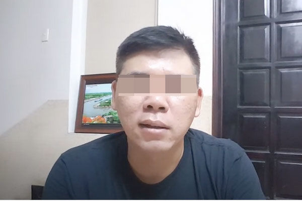 Vẫn là gương mặt ấy: người đàn ông chê người nhận cơm mất lịch sự