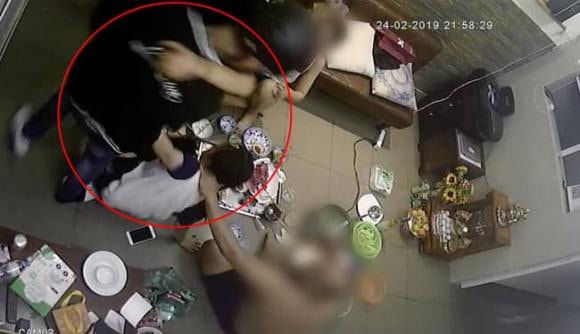 Những cặp đôi Vbiz chia tay một lần - cạch nhau một đời