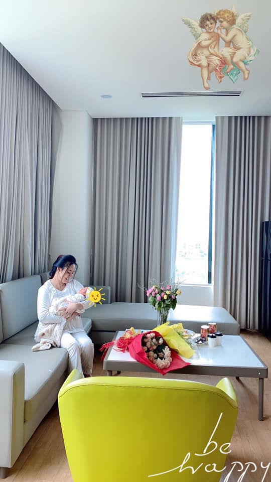 Những cô Vy chưa bao giờ hết hot: Có cô nghỉ MXH 1 tháng để sinh con