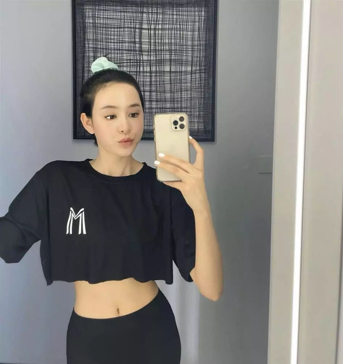 Nhuộm chân mày, Hiền Hồ nhận ngay kết đắng: cứ tưởng Mai Ngô nhập