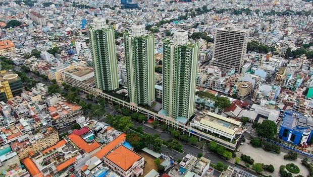 Nữ đại gia đứng sau Thuận Kiều Plaza, khét tiếng ngành BĐS