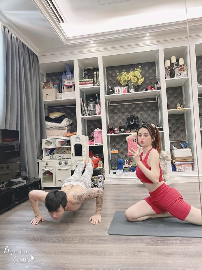 Ở nhà nghỉ dịch: Đại gia Minh Nhựa câu vợ 2 Mina Phạm lên nóc nhà