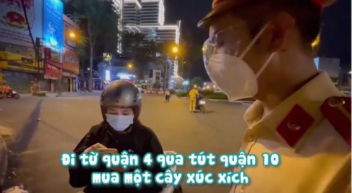 Bấp chấp dịch: Người đi hẹn hò, người quận 4 sang quận 10 mua xúc xích