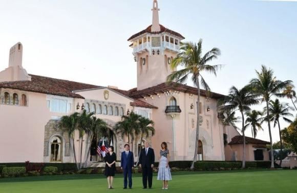 Rời Nhà Trắng, ông Trump dọn vào biệt thự như cung điện