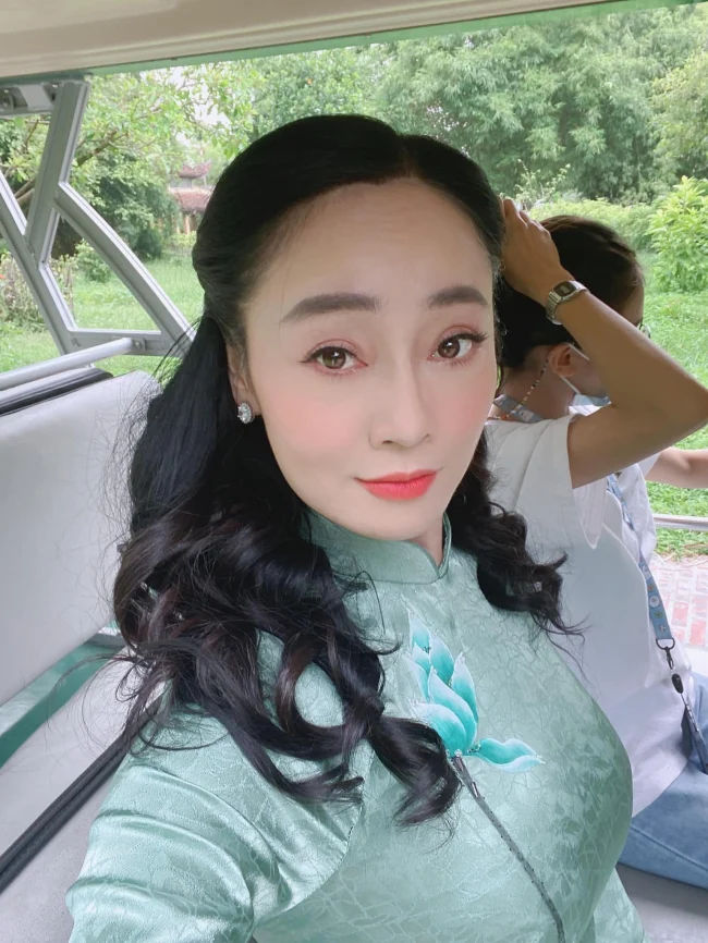 Sao nữ Hương vị tình thân đáp trả khi bị chê nhan sắc
