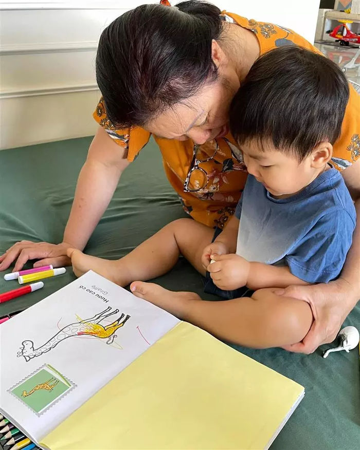 Sao Việt 24h: Vinh Râu chúc phúc Minh Trang, Đào Bá Lộc hoá tiên cá