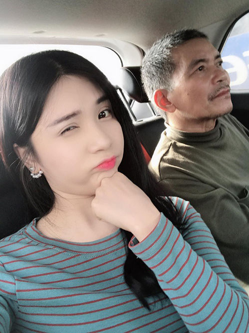 Sao Việt không thể về quê chịu tang người thân: Ngọc Sơn suy sụp