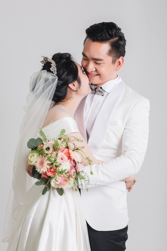 Sao Việt thoát cửa tử: Hari Won thành sao hạng A
