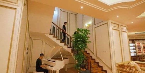 Siêu biệt thự mới tậu của dàn sao Việt: Minh Hằng để chơi trốn tìm