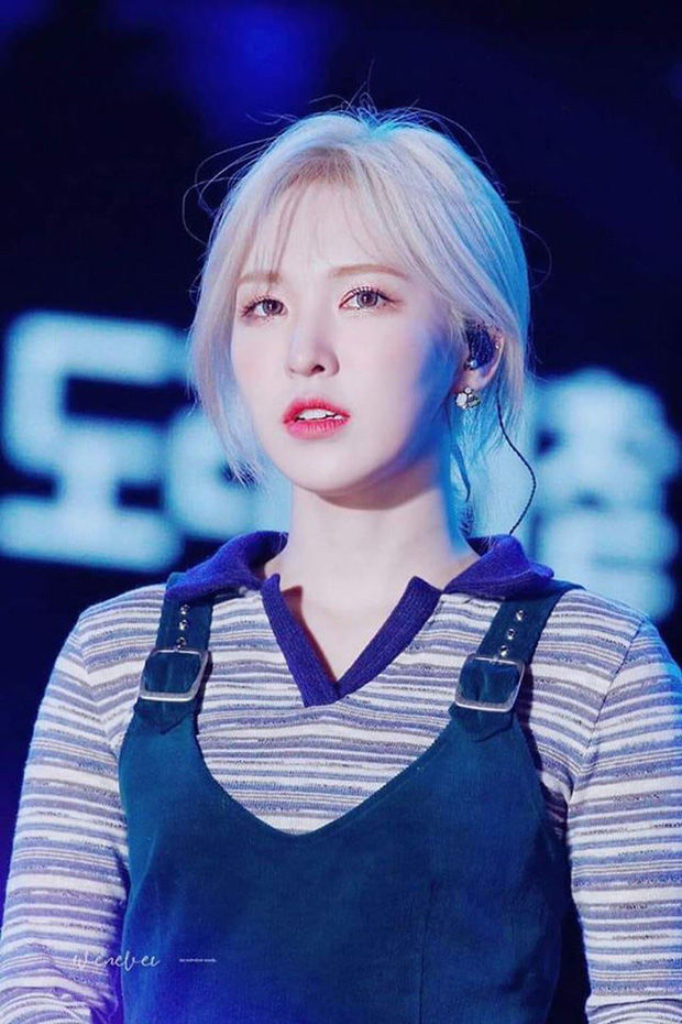 Tai nạn sân khấu ám ảnh tâm lí sao Kpop: Nhất là Wendy, Taeyeon
