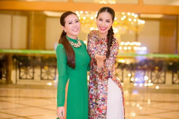 Thu Hoài phủ nhận tạt sơn, mắm tôm quán Phạm Hương: Tôi đâu có khùng