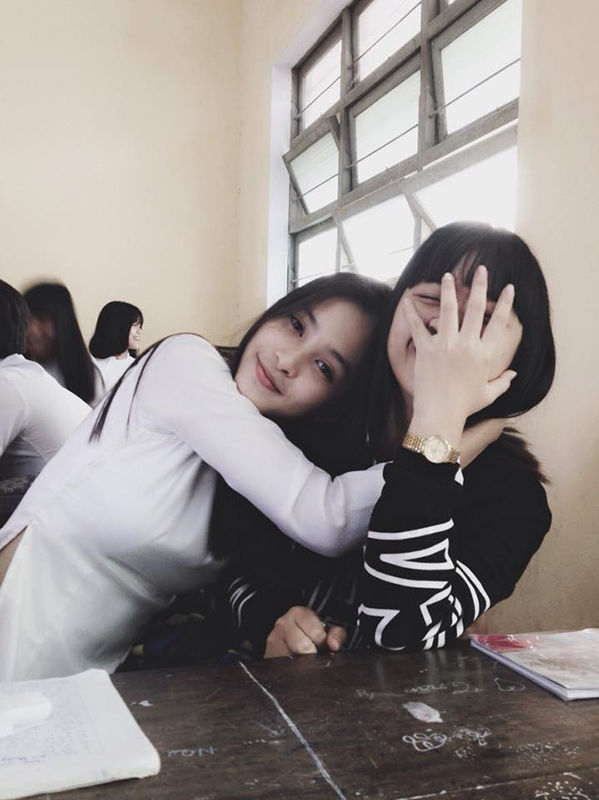 Thuở đi học của Hoa hậu Việt: Đỗ Thị Hà tự nhận mong manh từ năm 18