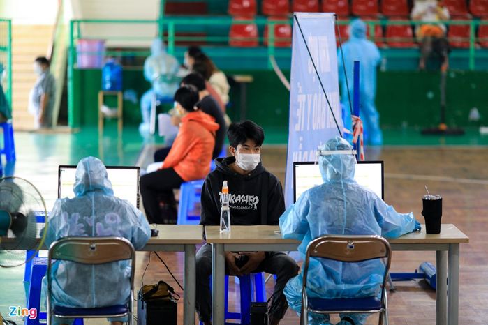 Ưu tiên tiêm mũi 2 vaccine Pfizer cho ai đã tiêm mũi 1 là AstraZeneca