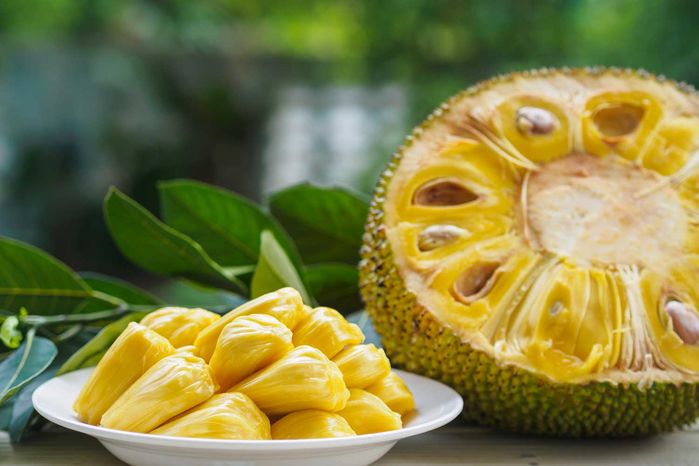 Tin lời chị bán mít bảo “ngon lắm, ăn xong nhớ mãi” và cái kết