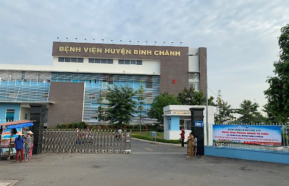 TP.HCM phát hiện 300 ca dương tính, chật vật tìm nơi điều trị