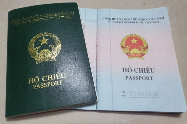 Từ 8/2021, ra quy định mới về hộ chiếu gắn chip, các trang in cảnh VN