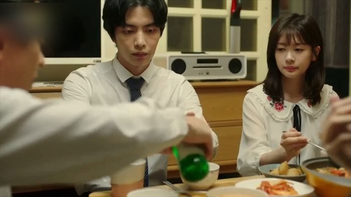 Về ra mắt nhà gái, bị mẹ người yêu chê vì chỉ kiếm được 25 triệu/tháng