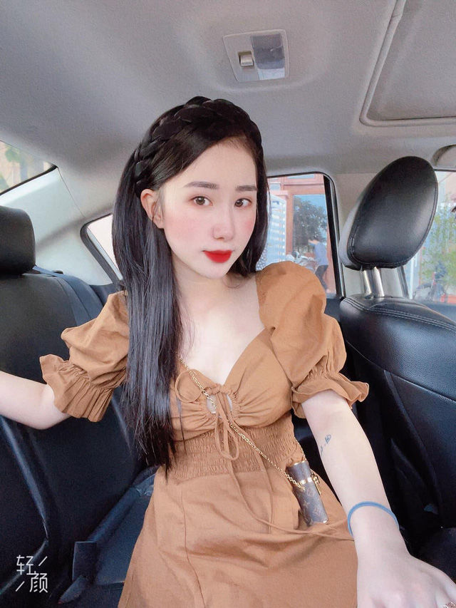 Vợ quốc dân Tiểu Hý bị tố giật chồng khiến chính chủ phải cầu cứu