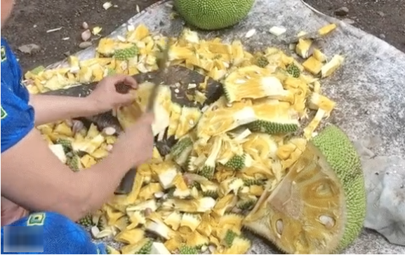 1001 kiểu bổ quả lạ đời: Cảnh anh giai bổ mít vẫn chưa hài nhất