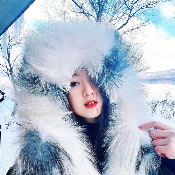 Ái nữ nhà Hoa hậu Đền Hùng: không phô thân thế, chẳng màng showbiz