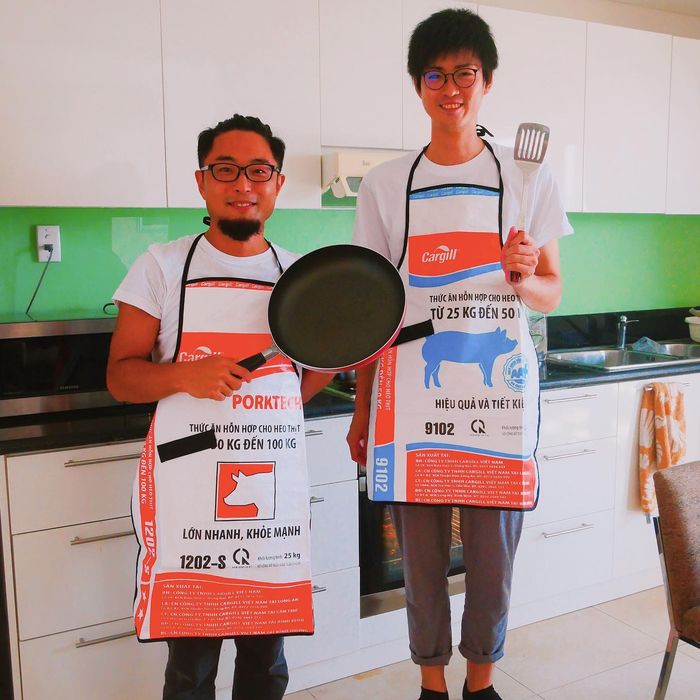 Bao bì cám con cò đổ bỏ ở VN thành túi hiệu ở nước ngoài