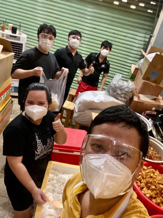 Bếp cơm từ thiện hỗ trợ SG chống dịch: Vì nơi này đã nuôi sống mình