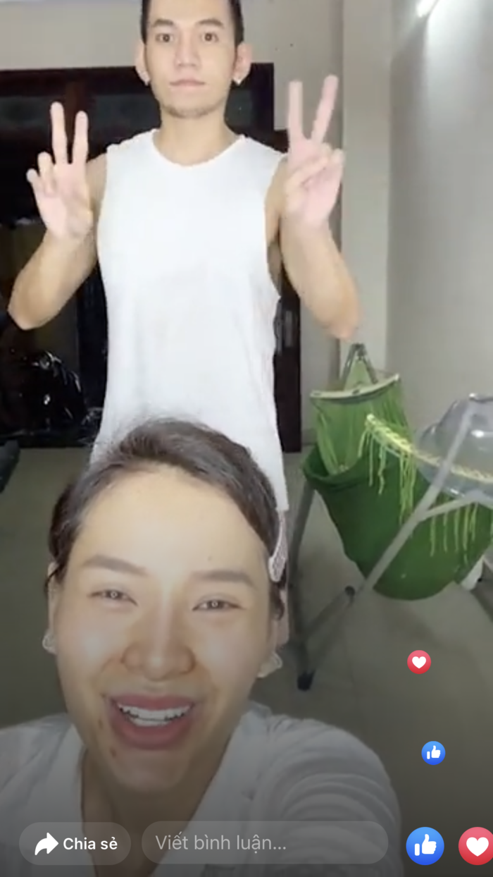Bị chê nhợt nhạt, Phương Trinh Jolie để luôn mặt mộc bên bạn trai