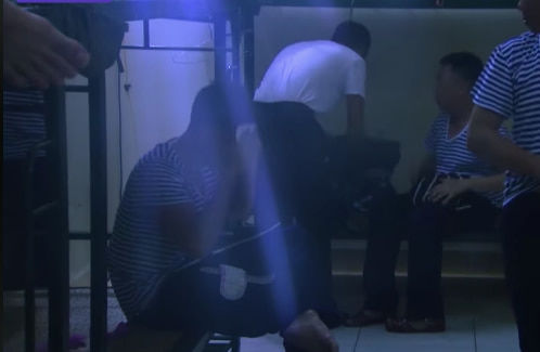 Tuyệt chiêu để bảo vệ chân khi đi hành quân của sao nam Việt