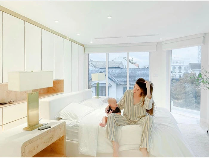 Bị trách thiên vị Leon nhiều hơn, Hà Hồ liền dập tắt mọi suy diễn
