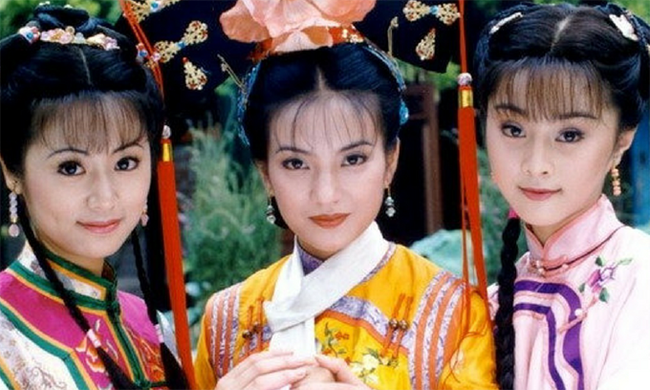 Bộ 3 Hoàn Châu cách cách ngày ấy - bây giờ: Triệu Vy bay màu