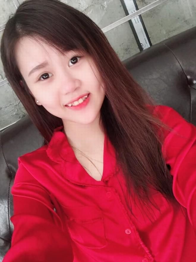 Chàng trai tốn 24 tiếng xăm hình vợ lên người: Vậy cho khỏi cua gái