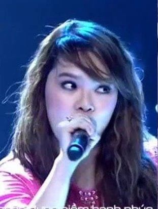 Clip Tiên Tiên thi Giọng hát Việt: Hóa ra cô ấy từng nữ tính như thế!