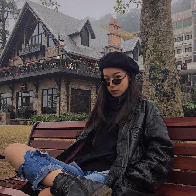 Con dàn sao Hương vị tình thân kiếm tiền như nước: 18 tuổi sắm ôtô