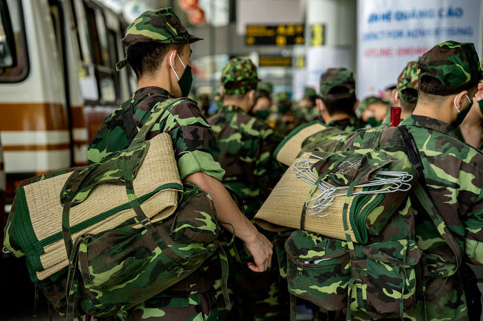 Có kiểu con gái, vì mê màu áo xanh mà đem lòng yêu cả một người