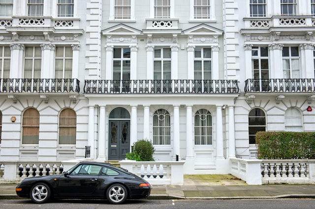 Cuộc sống của giới siêu giàu London: Thuê người giúp việc 11 tỷ/năm