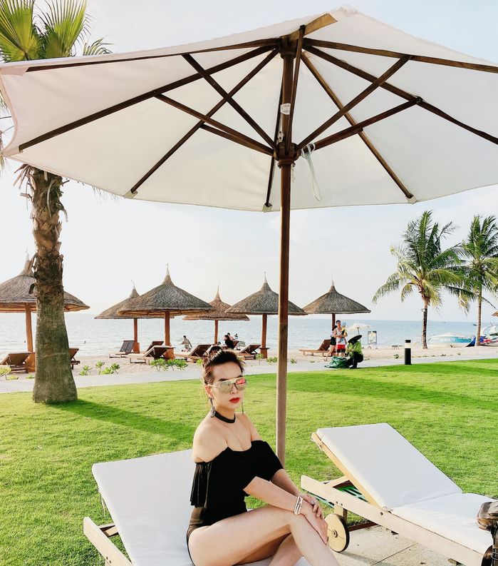 Mẹ 37 tuổi đẻ 1 lèo 6 con gái: khó nhất là nhớ sinh nhật từng đứa