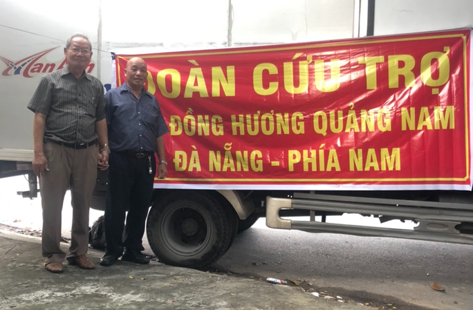 Đại gia thuê máy bay cho 400 người về quê: Cho người 1, trời cho 10