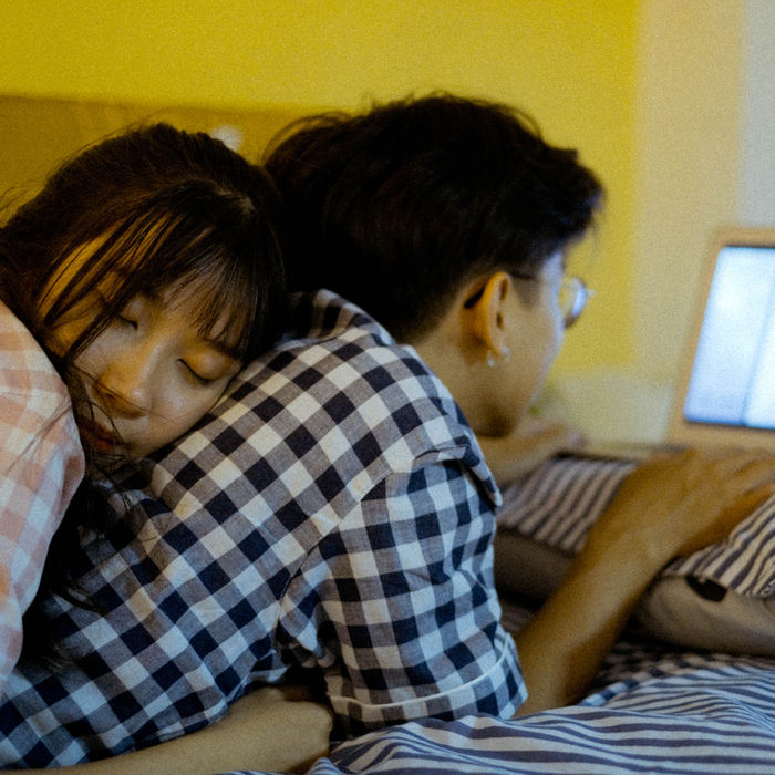 Dấu hiệu nhận biết đàn ông bắt cá hai tay, chị em nắm rõ kẻo sập bẫy