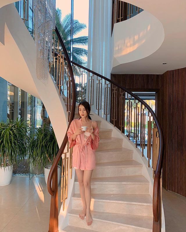 Đọ tài sản của dàn sao nữ sinh năm 1990: Khởi My penthouse đẹp như mơ
