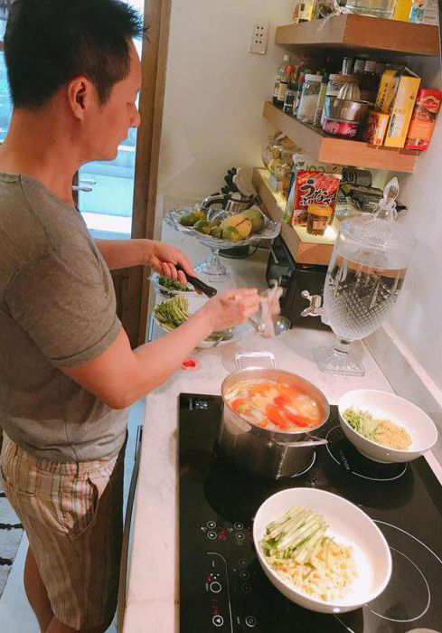 Gia đình Phan Như Thảo chỉ ăn 1 bữa/ngày trong mùa dịch Covid-19