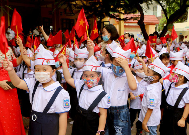 Giữa Covid-19: Lịch khai giảng năm học mới các tỉnh có gì thay đổi?