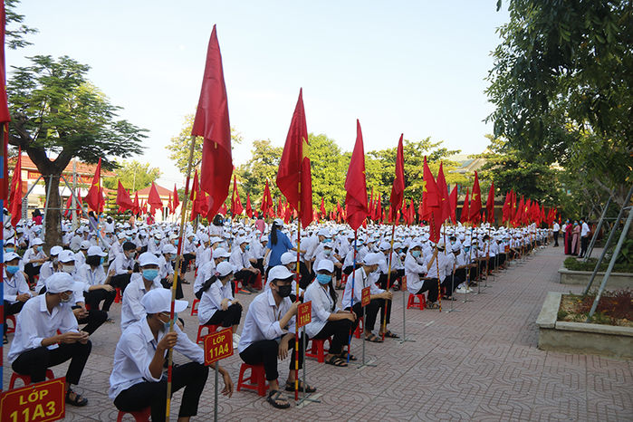 Giữa Covid-19: Lịch khai giảng năm học mới các tỉnh có gì thay đổi?