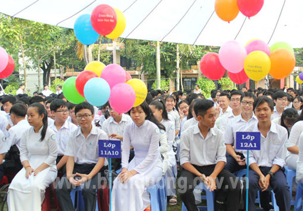 Giữa Covid-19: Lịch khai giảng năm học mới các tỉnh có gì thay đổi?
