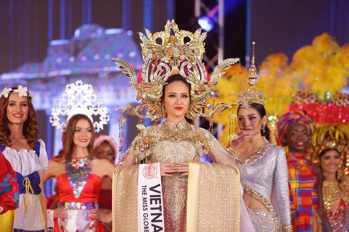 Hoa hậu đầu tiên bị bỏ quên: mãi không tìm được người kế nhiệm