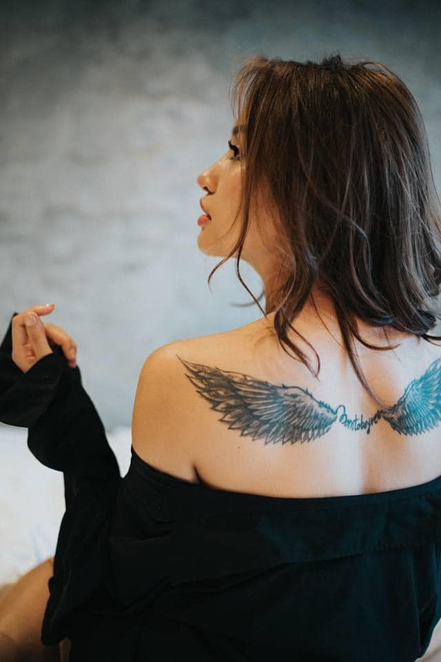 Mỹ nhân Việt sở hữu hình xăm bặm trợn nhưng là gái ngoan