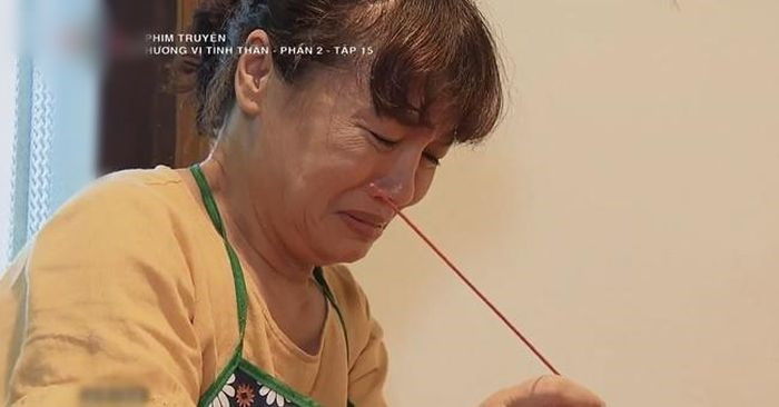 Hương Vị Tình Thân: Bà Bích bị tố thờ nhầm chồng