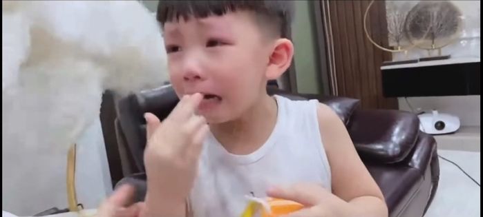 Hương Vị Tình Thân: fan nhí khóc thấy thương vì phim hết thời lượng