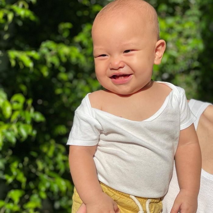 Lấy lại phong độ sau mũi tiêm, Leon: con chỉ khóc để làm mọi người vui
