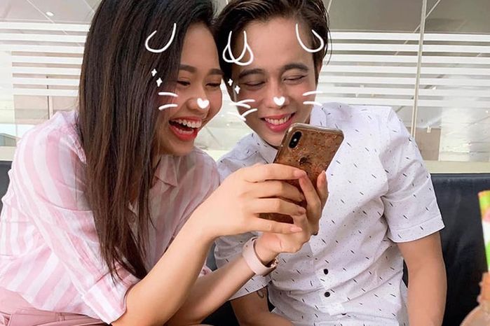 Lê Lộc đánh đàn cho Tuấn Dũng hát: Ngày càng tình bể bình rồi!